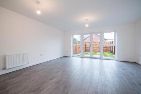Swan Lodge Lane, Bury M26 photo 4