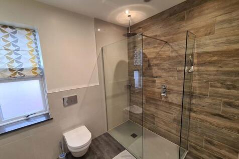 Rooms at 76 Hartington Street, Barrow-In-Furness photo 3