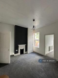 End Bedroom 