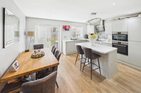 3 Bedroom Semi Detached House for Sale
