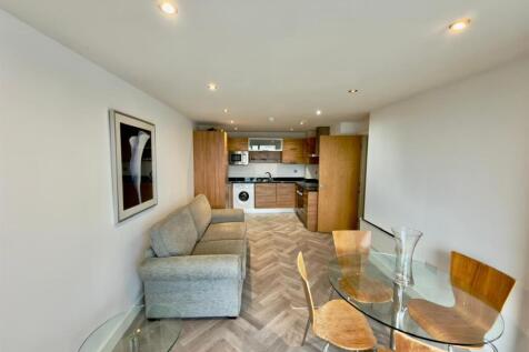 28e8ed2e-cca5-4c9b-bbc4-808e7c9de199 (1).jpg