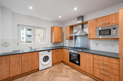 46 Hawk Brae 13