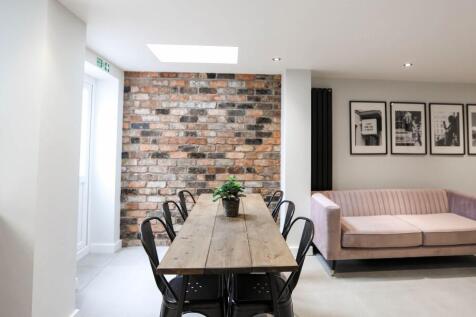 Wellington Road, Liverpool, Merseyside, L15 photo 3