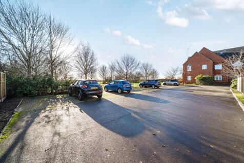 1382709-4-69304bb...