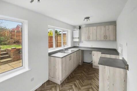 Bond Kitchen.jpg