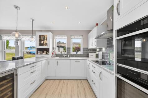LIVING DINING KITCHEN