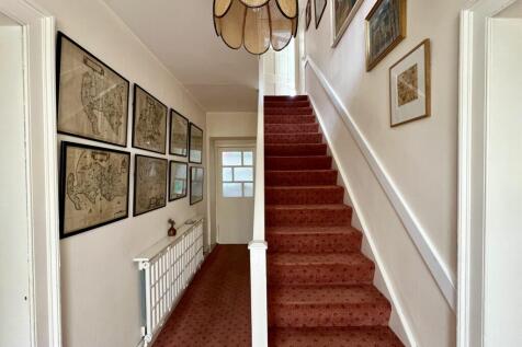 Kirkmulloch, 1 Wayside, Dalry - Williamson and Hen