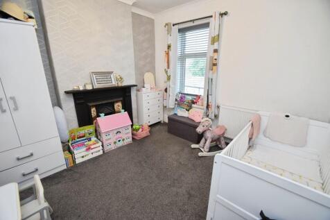 596879d6-Bedroom ...