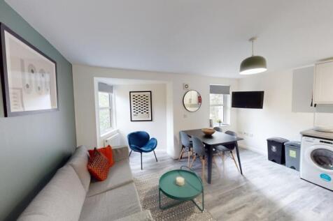 Flat-4-Piccadilly-Place-Living-Dining-Room.jpg