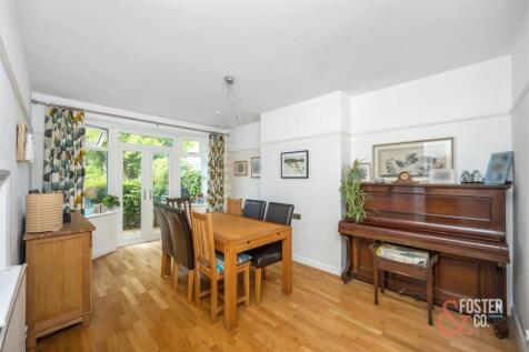 Redhill Drive 21-008.jpg