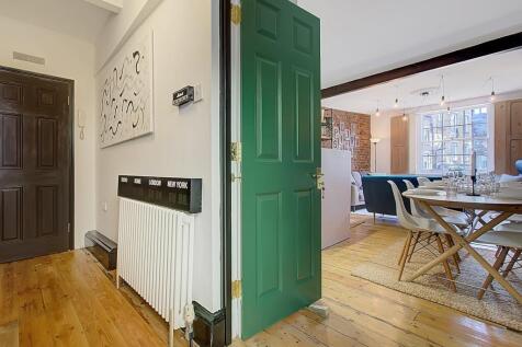 Hallway 2_H0A1329_30_31_32_33.jpg