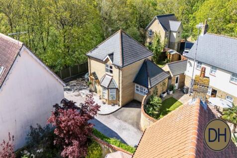 Thistle Close