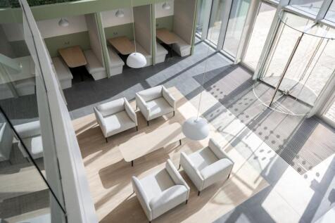 Vibe  V3  Office Curator  SMALL4.jpg