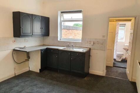 LIVING KITCHEN