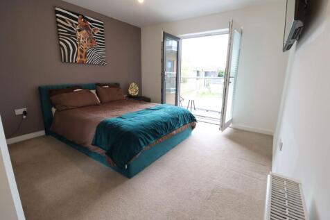 Eastwood Road, Rayleigh, SS6 photo 3