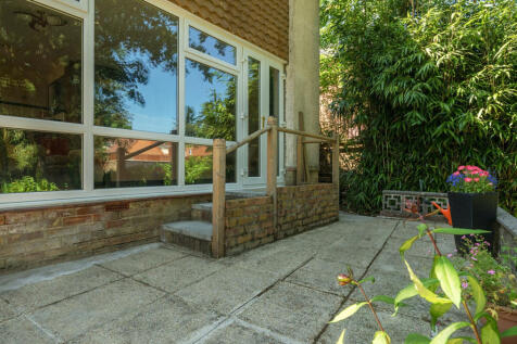 1311986-14-6852c9...