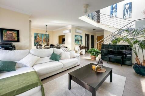 Quarteira 4 Bed Semi-Detached Property For Sale (26)