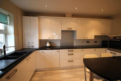 Bay Court photo 4