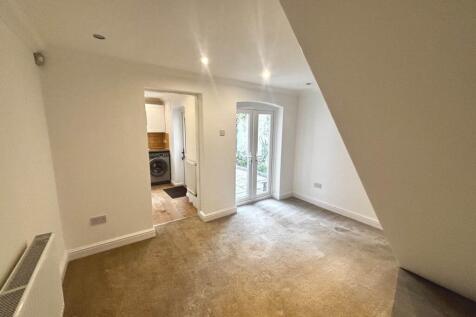 Deysbrook Lane, Liverpool photo 5