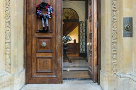 SHABDEN PARK HILL ROAD, INTERNAL FEATURE- (9).jpg