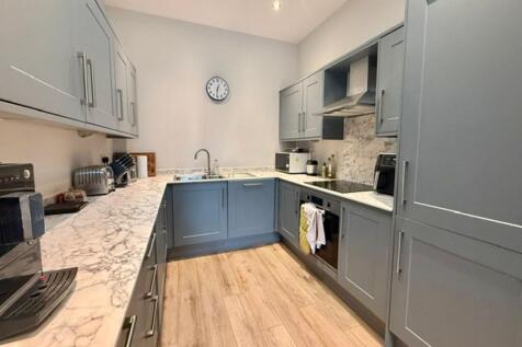 3 Angel Lane, Tonbridge, TN9 photo 3