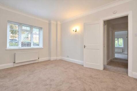 Herga Court, Sudbury Hill, Harrow on the Hill photo 4