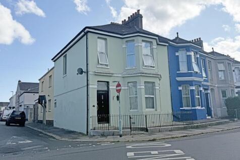 Desborough Road 32 - Front...jpg