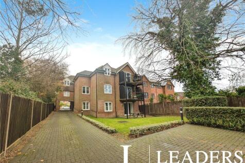 Southampton, SO17 - property photo