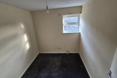 F4-9MS Bedroom 2 3.jpeg