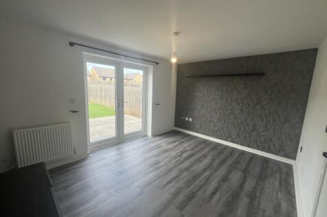 Woodfield Way, Dominion Estate photo 5