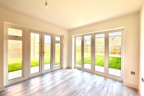 WhatsApp Image 2025-09-11 at 13.57.28_305923e5.jpg