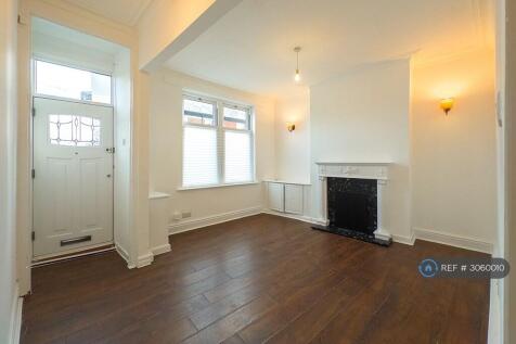 Carna Road, Stockport, SK5 photo 4