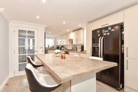 Lounge/ Kitchen/Dining Area