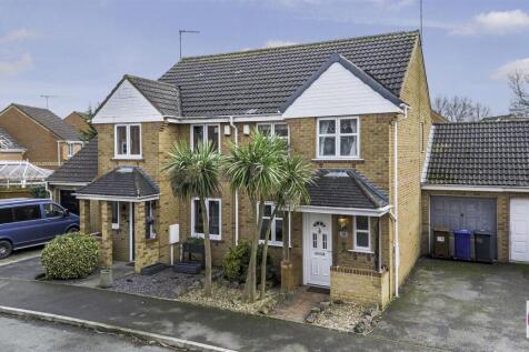 Moncreiff Drive, Stretton (1).jpg