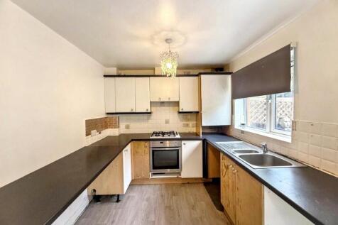 Hills Close, Mexborough photo 3