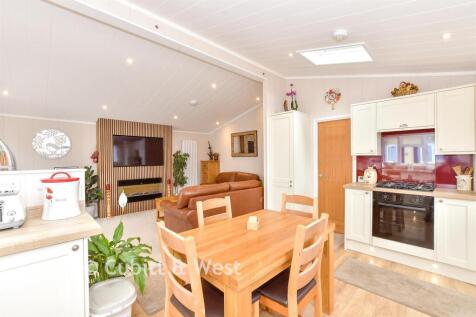 Lounge/Diner/Kitchen