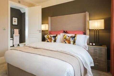 The Chester - Main Bedroom