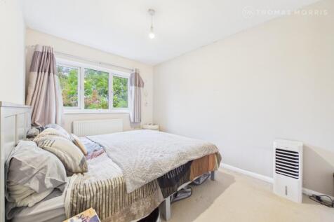 Fallow Drive, Eaton Socon, St. Neots, Cambridgeshire, PE19 photo 3