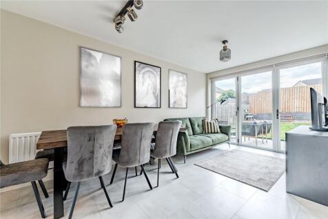 Family/Dining Room