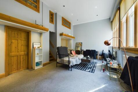 Apartment 3 - Living Room