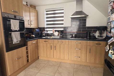 Caswell Close, Leicester photo 3