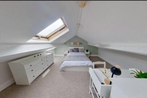 10-Ridding-Terrace-Bedroom-4