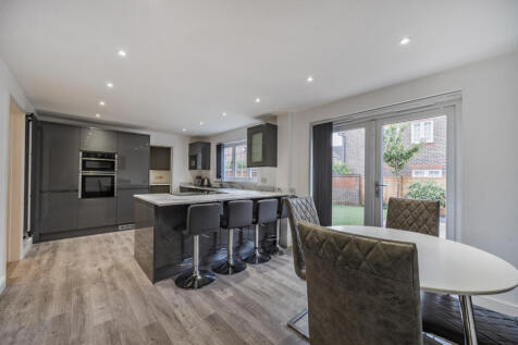 1359153-5-68d6991...