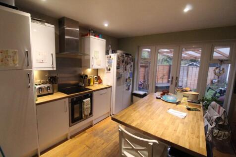 Room 3, Victoria Road, CB4 photo 4