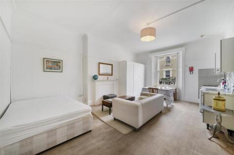 Self-Contained Flat