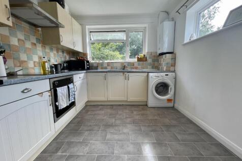 Alumhurst Road, Bournemouth, Dorset, BH4 photo 5