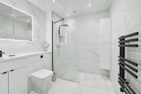 BATHROOM ONE
