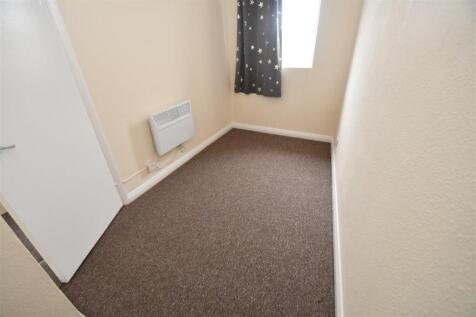 3 bedroom Maisonette 1st Floor in Godalming photo 5