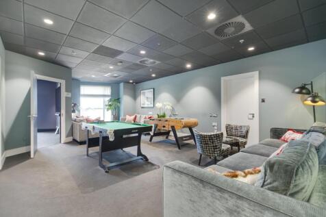 Residents Lounge (2)