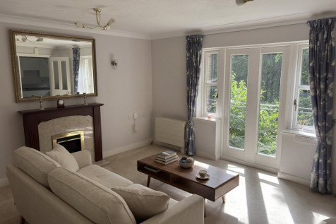 15 Brompton Court
